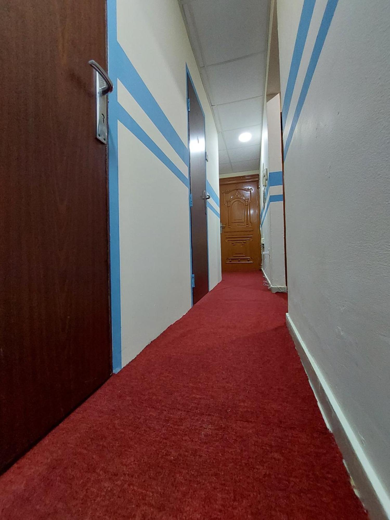 Apartment Benitah Capsule Hostel, Family And Partitions Dubai