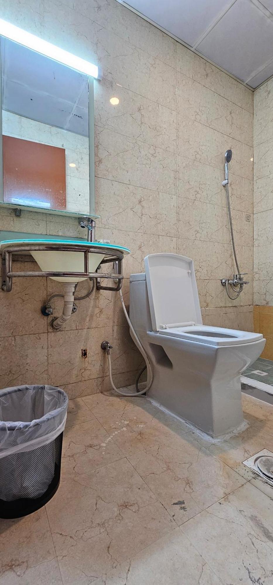 Apartment Benitah Capsule Hostel, Family And Partitions *