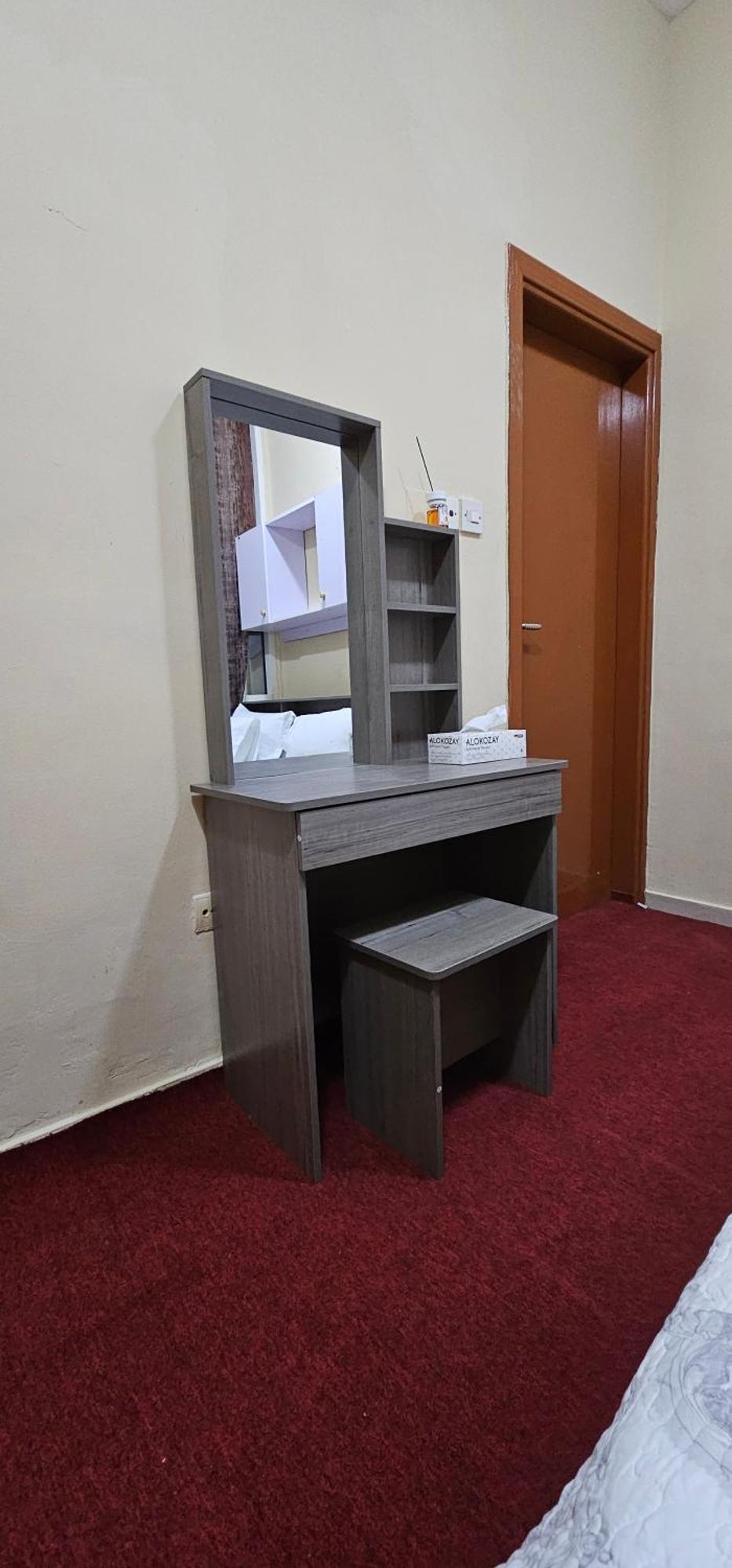 Benitah Capsule Hostel, Family And Partitions Apartment Dubai